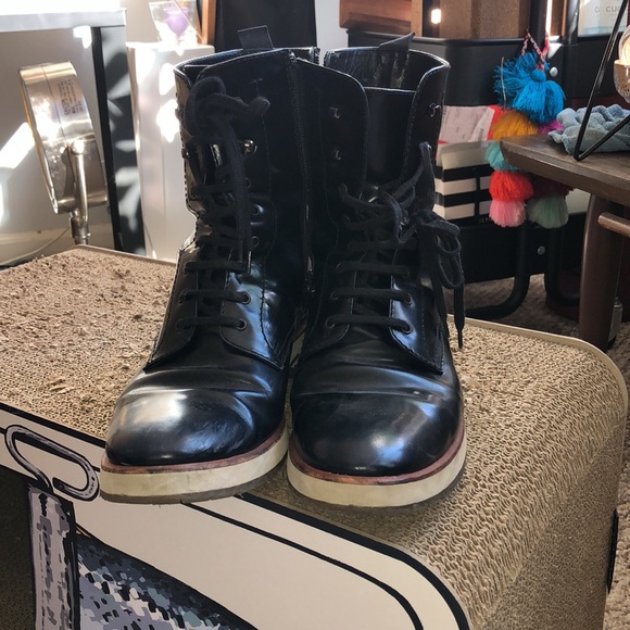 Aquatalia by Marvin k navy combat boots with zip - Picture 6 of 7